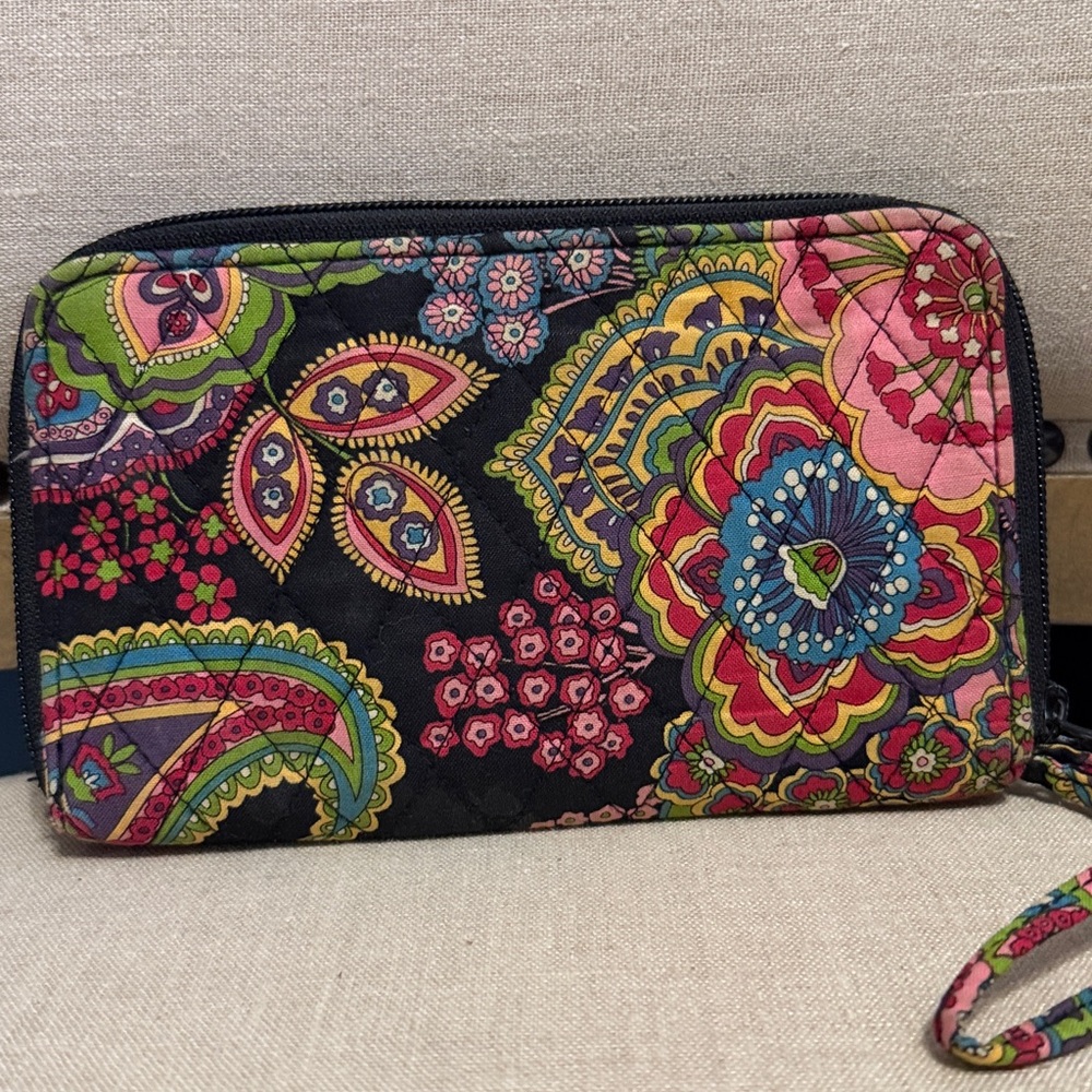 Vera Bradley Black Multicolor Quilted Floral Paisley Wristlet